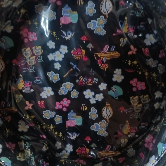 Vera Bradley × Disney 100 Snow White Whimsy Cosmetic Case - Picture 15 of 16